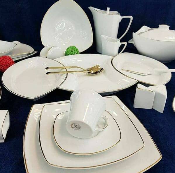 سرویس چینی پردیس ۶ نفره ساده لب طلایی